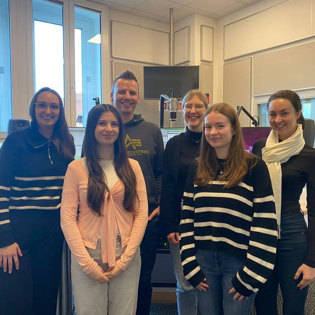 Azubi Action zu Besuch im Radio MK Studio