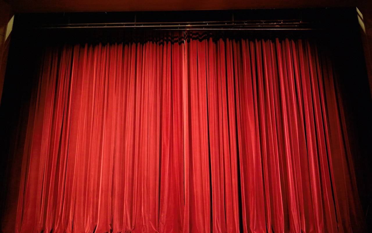 Vor Dem Lockdown Nochmal Vorhang Auf Und Buhne Frei Radio Mk