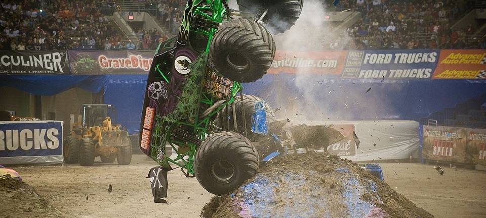 Schrott-Autos gesucht für Motorshow in Lüdenscheid