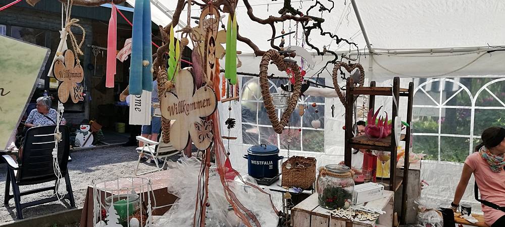 Weihnachtsmarkt im Sommer? Den gibts! In Rennerde!