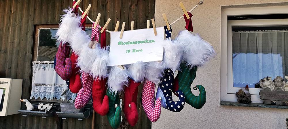 Weihnachtsmarkt im Sommer? Den gibts! In Rennerde!