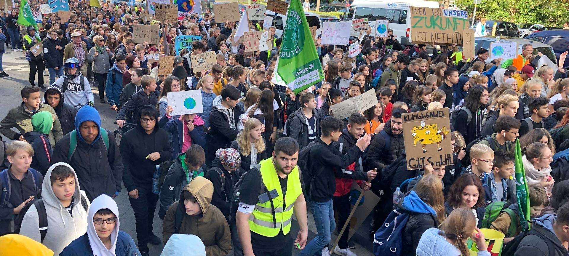 Tausende demonstrieren für bessere Klimapolitik