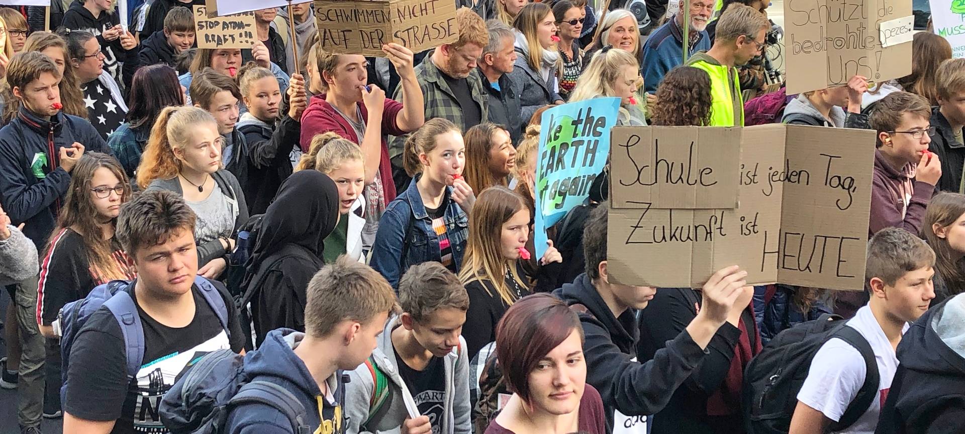 Tausende demonstrieren für bessere Klimapolitik