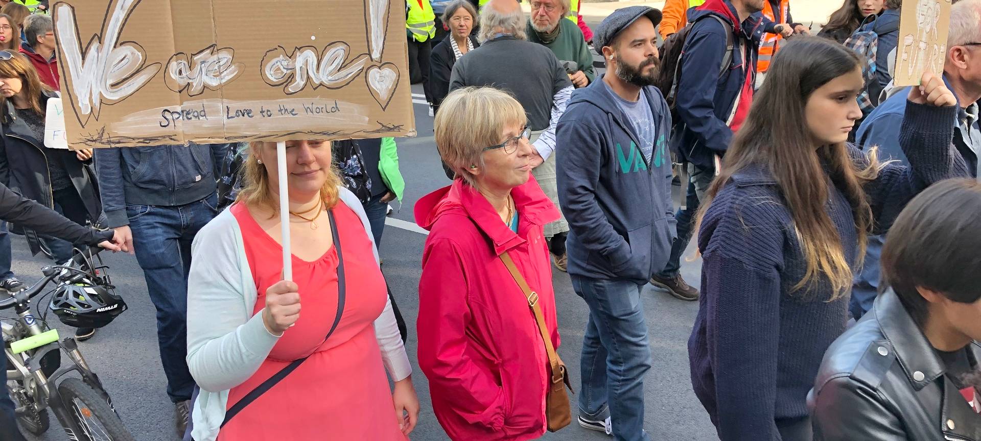 Tausende demonstrieren für bessere Klimapolitik