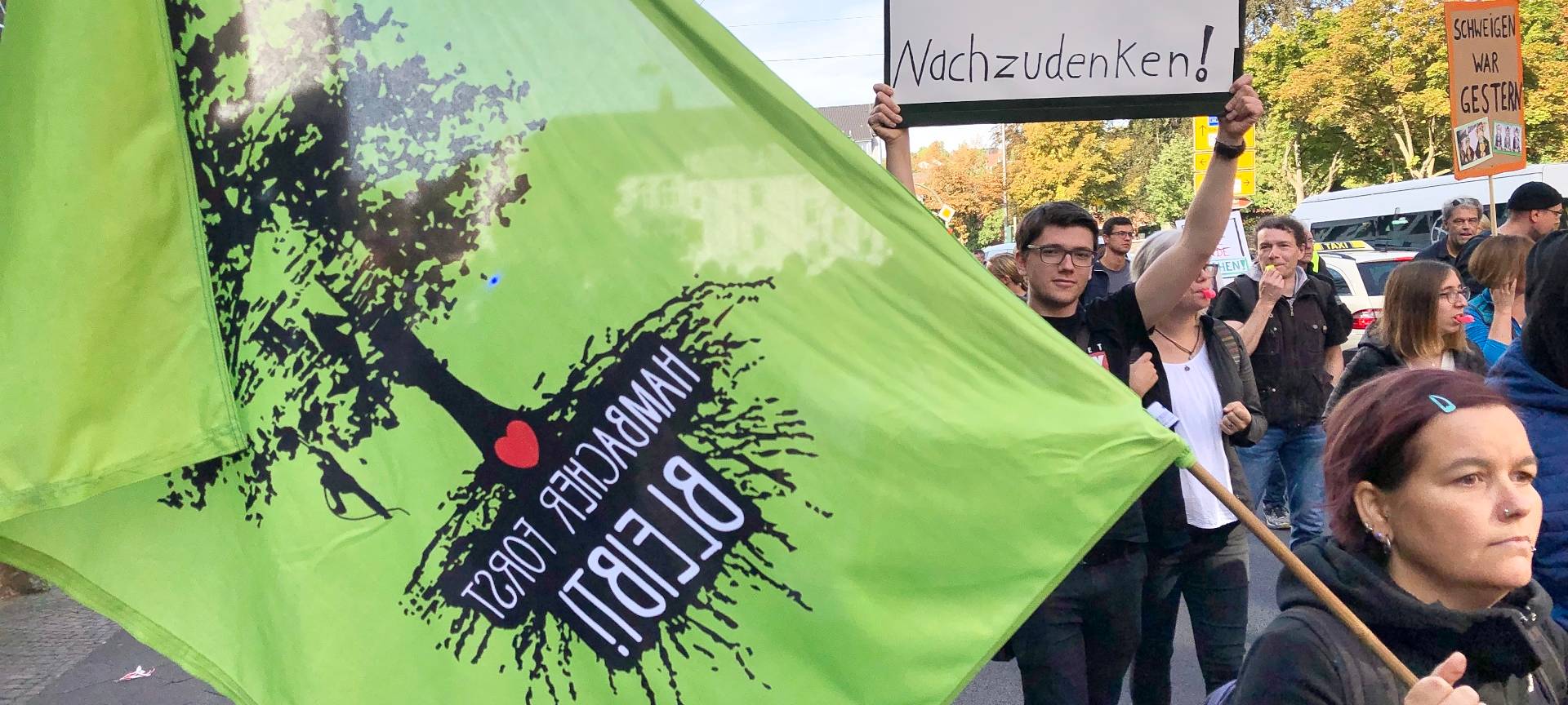 Tausende demonstrieren für bessere Klimapolitik