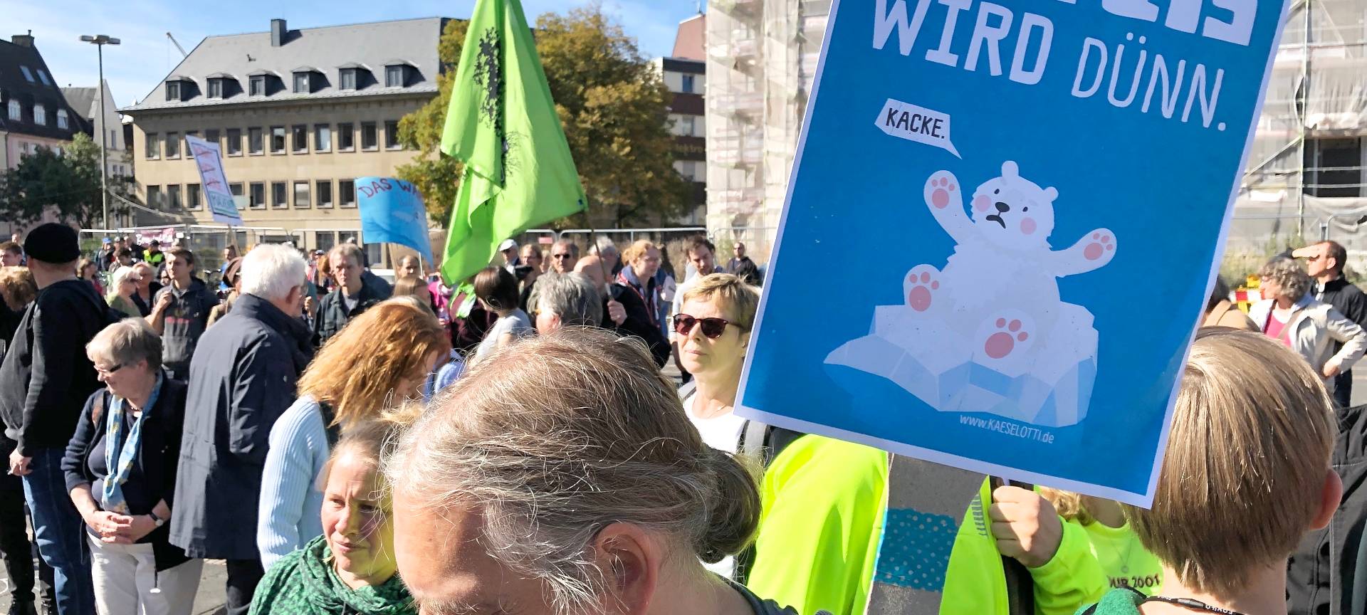 Tausende demonstrieren für bessere Klimapolitik