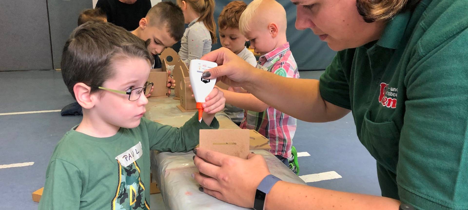 Kleine Landschaftsgärtner in Aktion