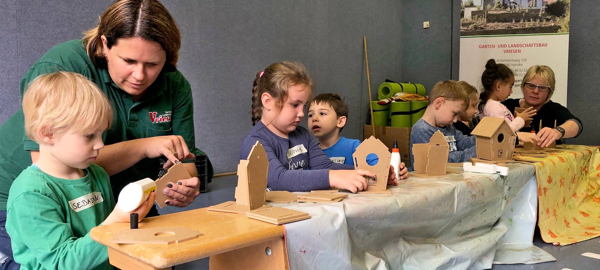 Kleine Landschaftsgärtner in Aktion