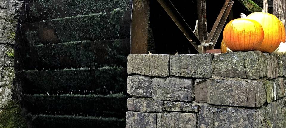 Strom aus kühlem Wasser!