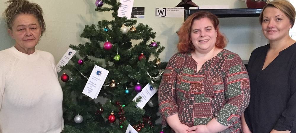 Weihnachtswunschbaum-Aktion