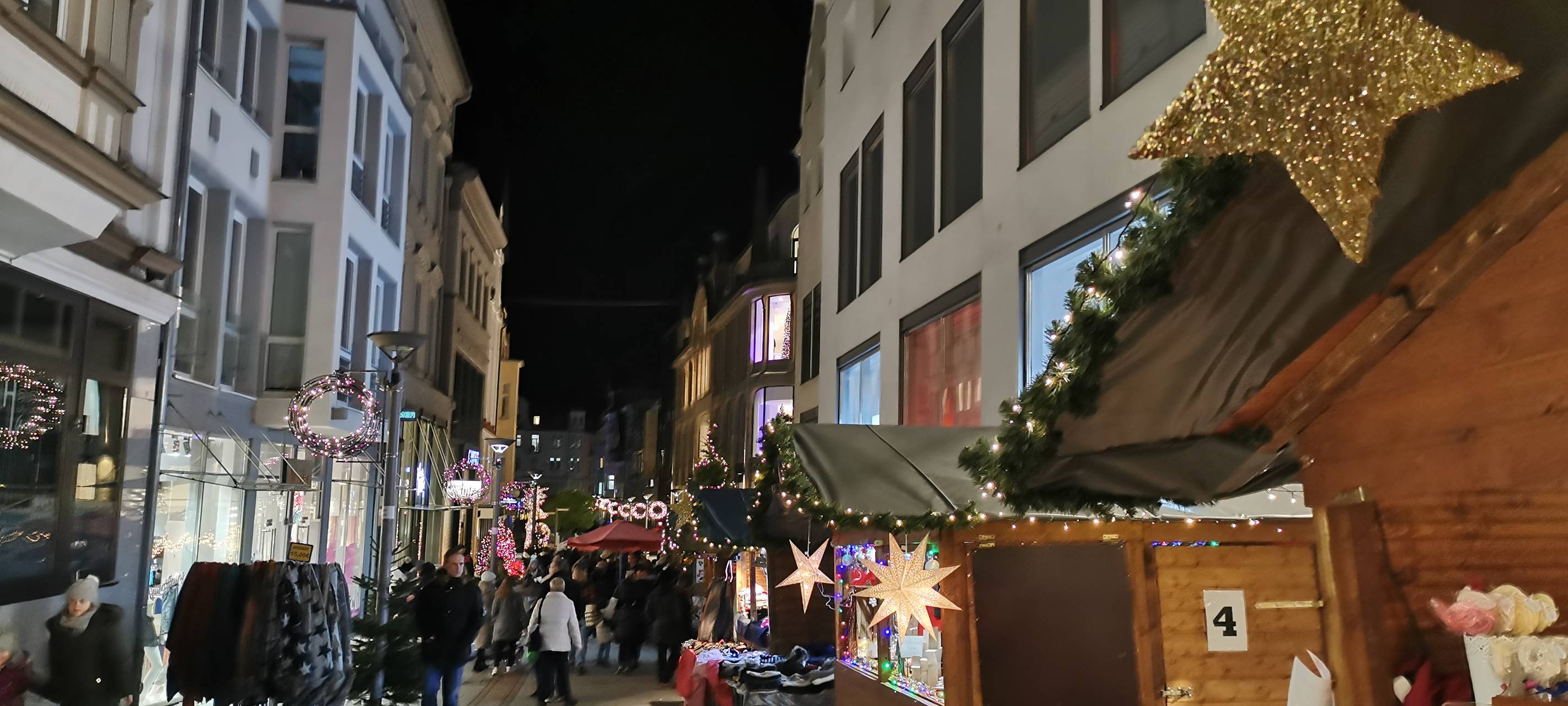 Der Iserlohner Weihnachtsmarkt ist eröffnet