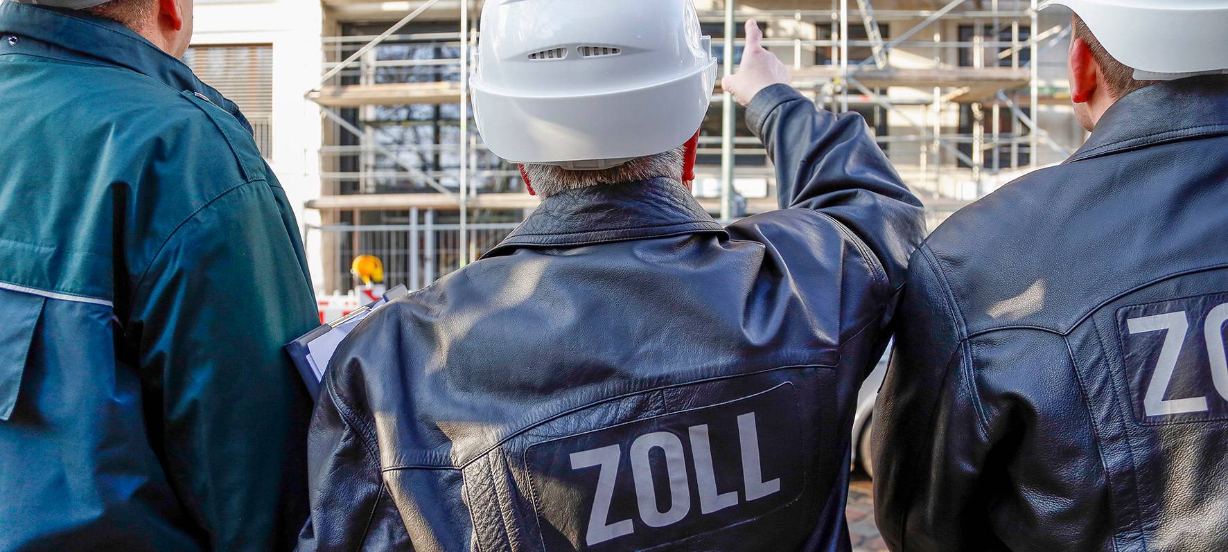 Zoll kontrolliert Baustellen in Iserlohn