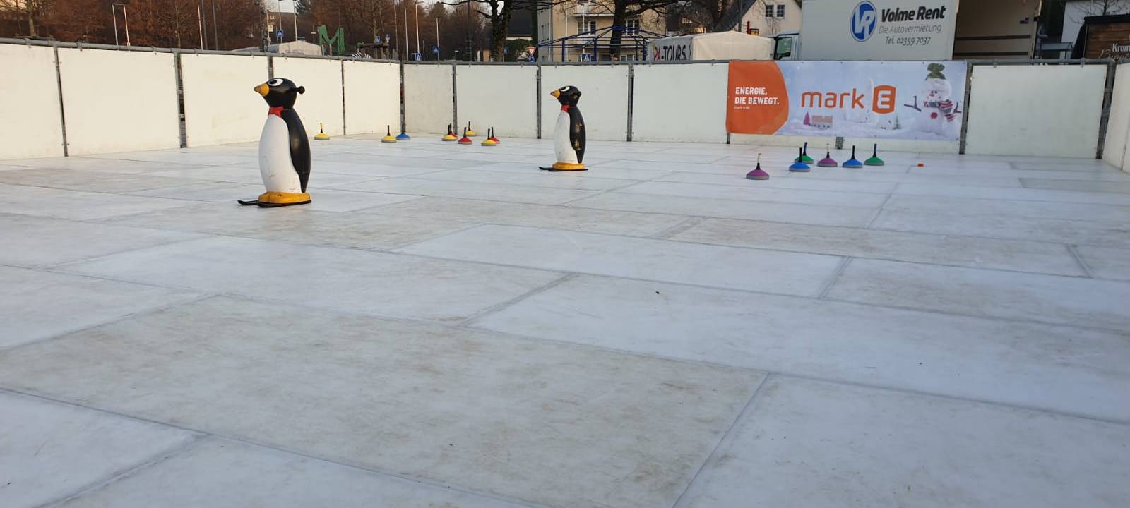Kunststoff-Eisbahn in Meinerzhagen