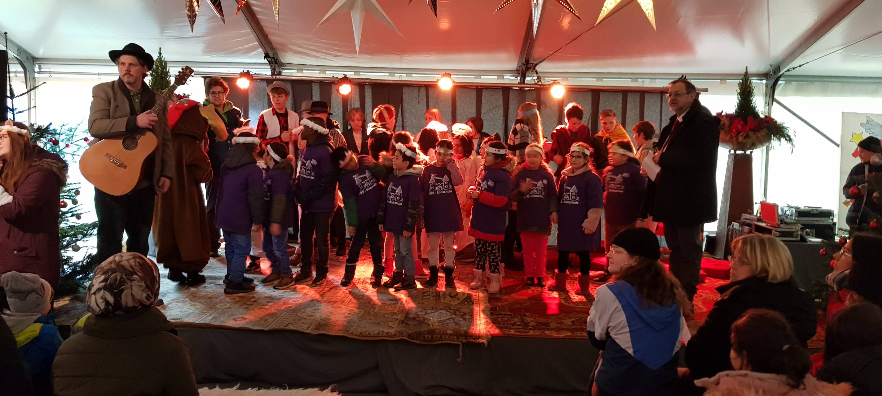 Kinderweihnachtsdorf in Iserlohn eröffnet