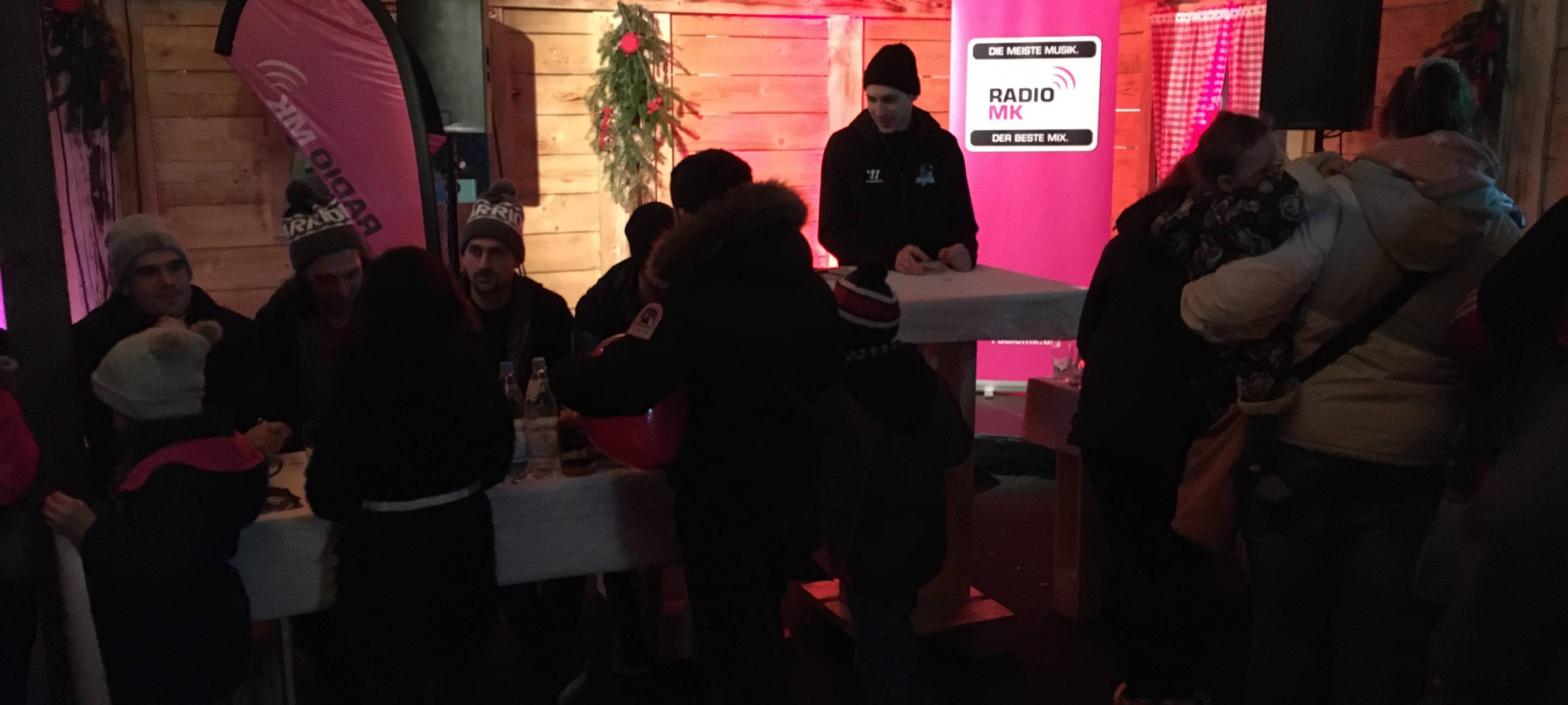 Roosters on Ice in Lüdenscheid