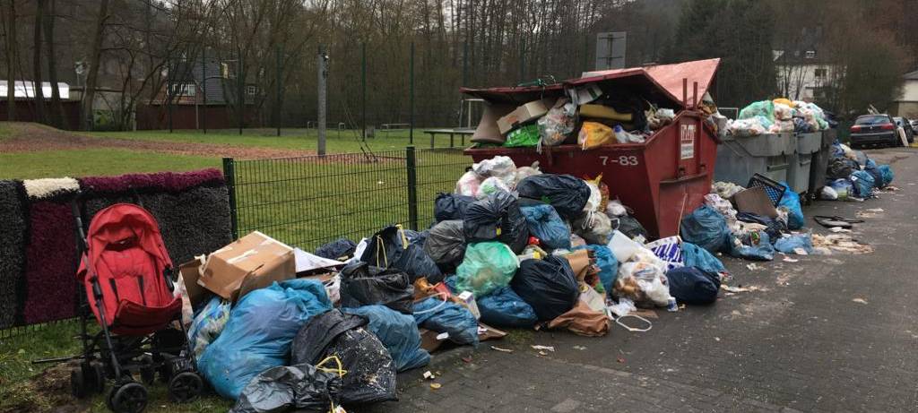 Müllberge: Kreis setzt Frist und droht Zwangsgeld an