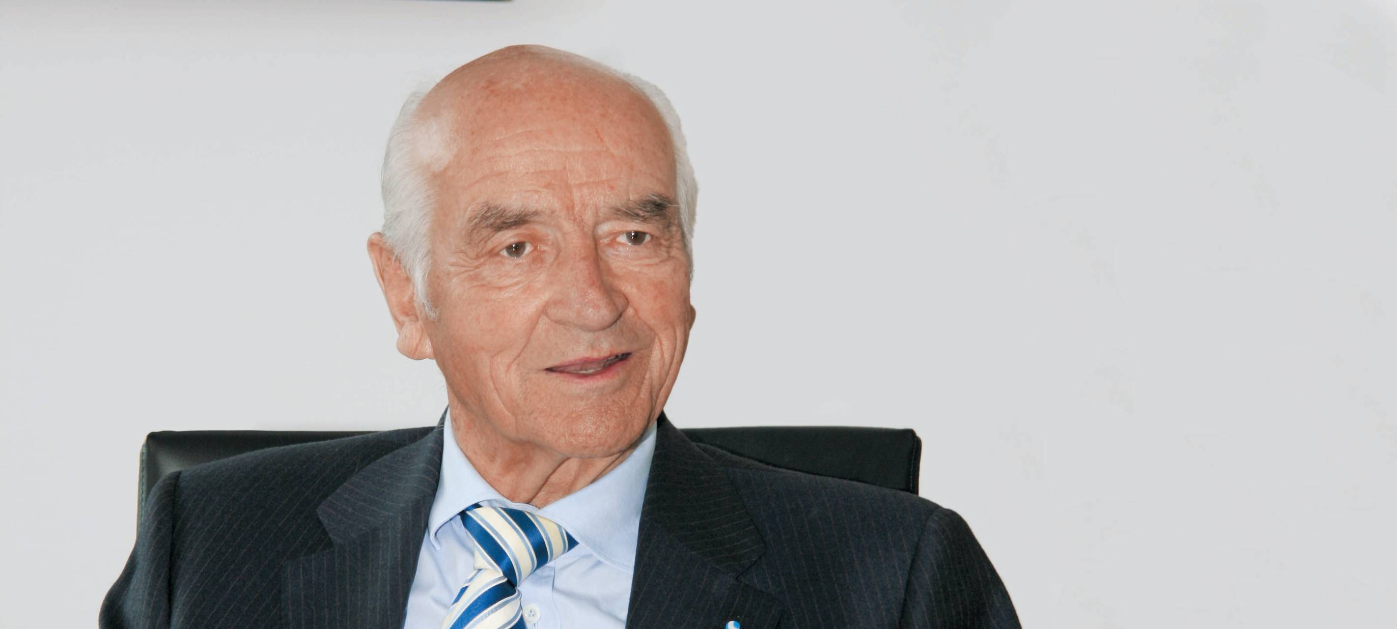 Wirtschaft gedenkt Dr. Jochen F. Kirchhoff