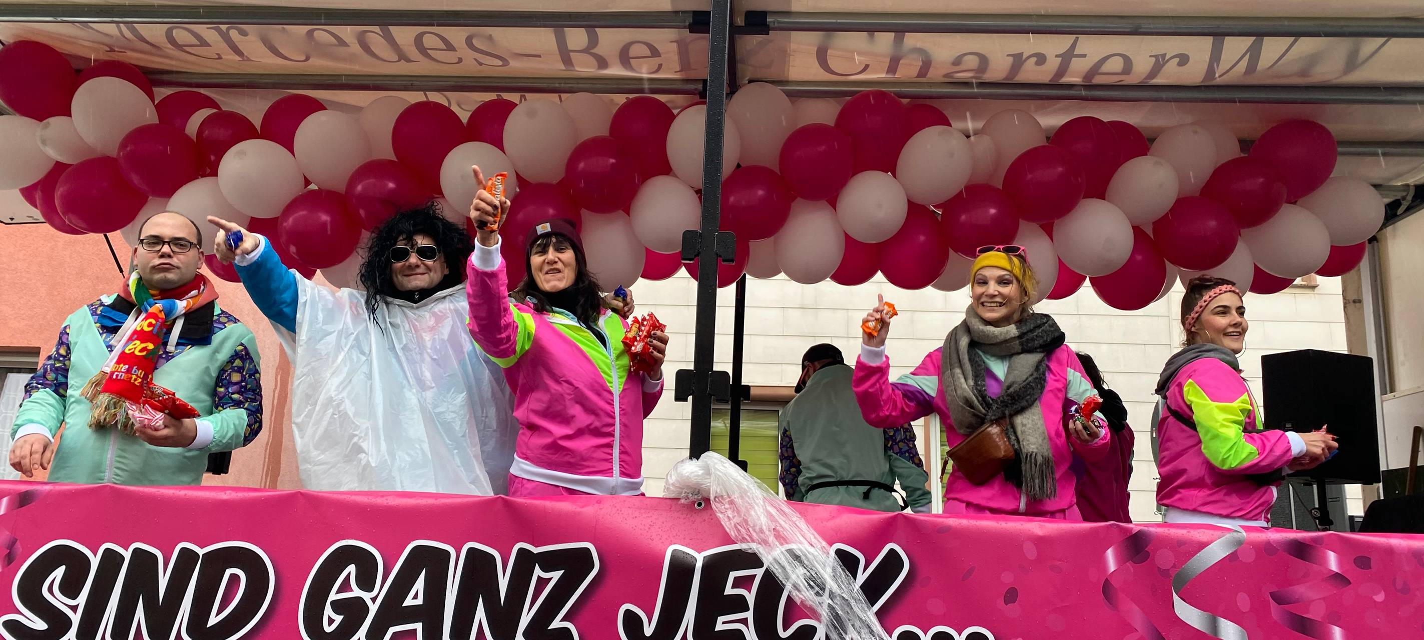 Karneval 2020: Menden tanzt im Regen