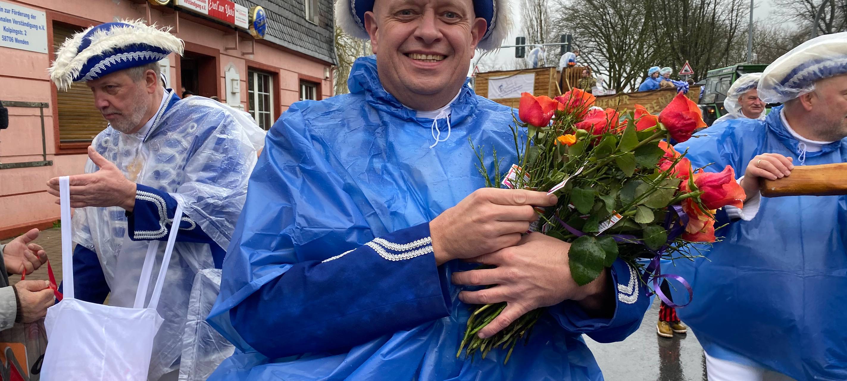 Karneval 2020: Menden tanzt im Regen