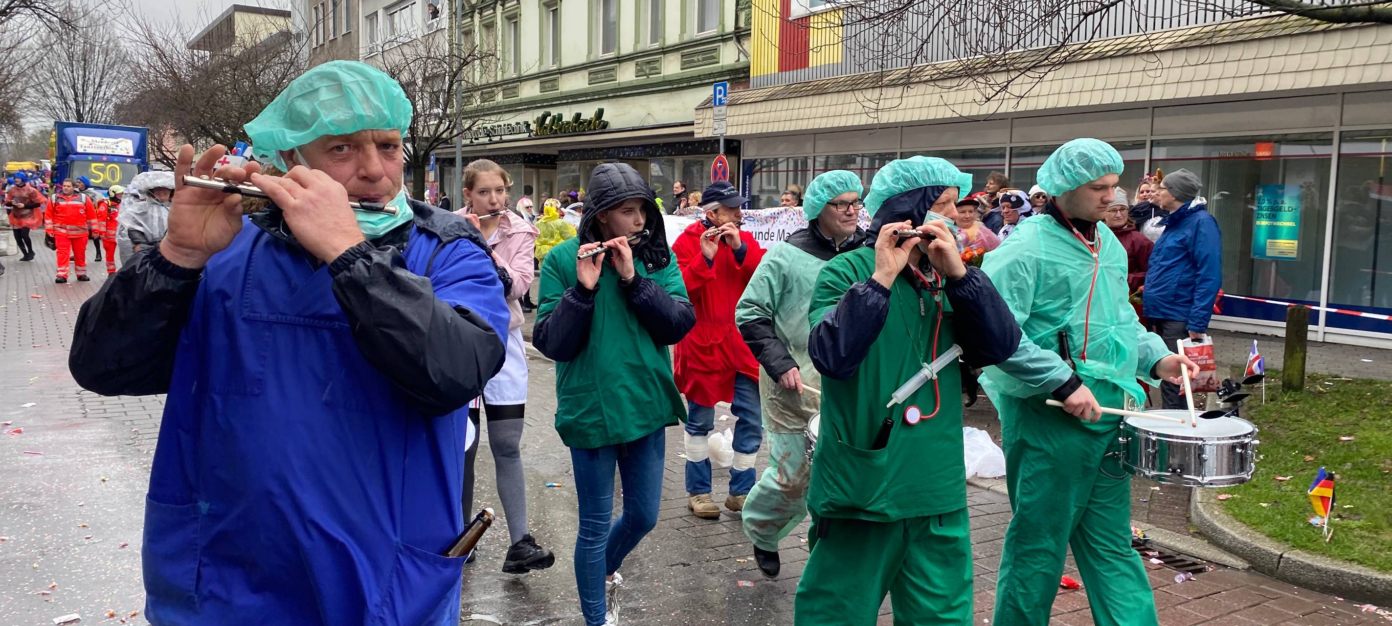 Karneval 2020: Menden tanzt im Regen