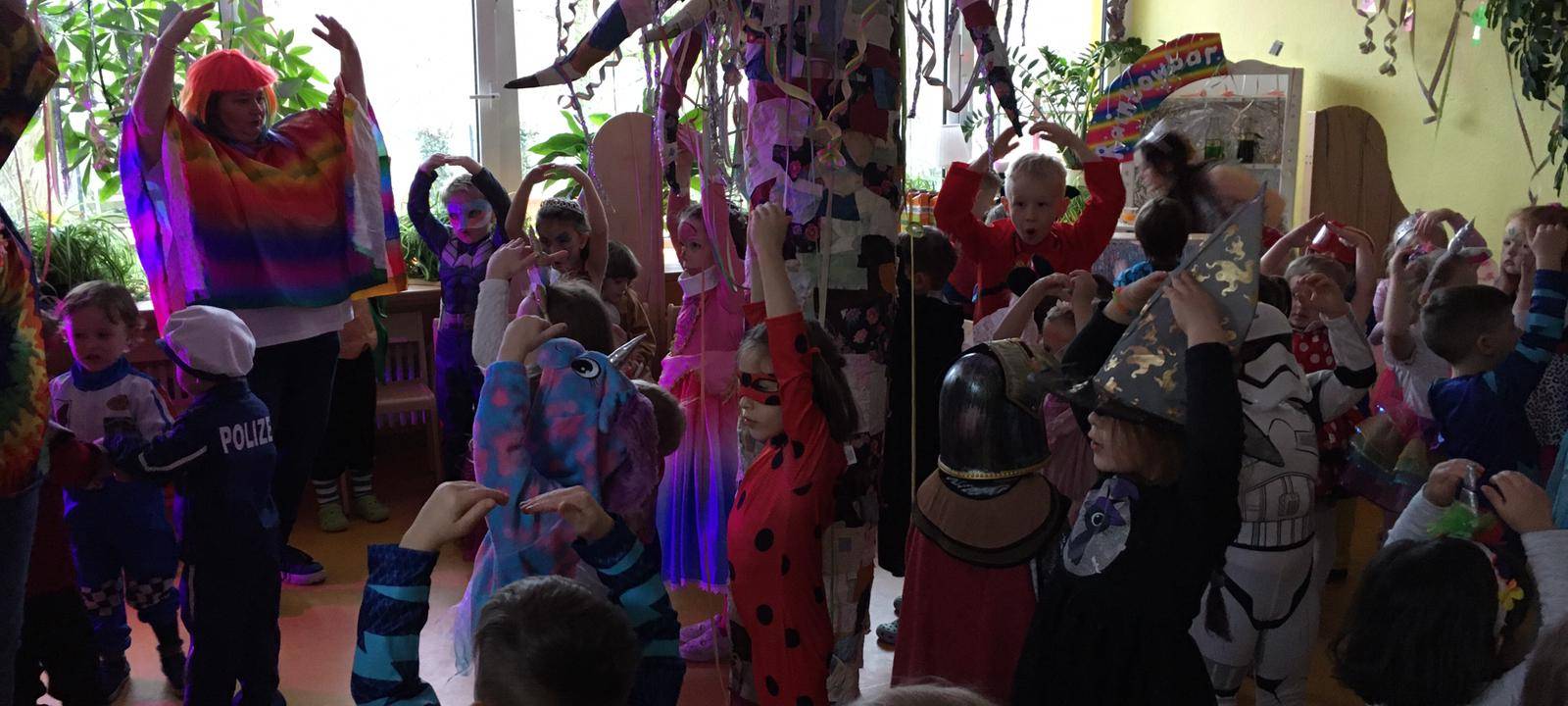 Kinderkarneval in der Kita "Schloss Einstein" in Iserlohn