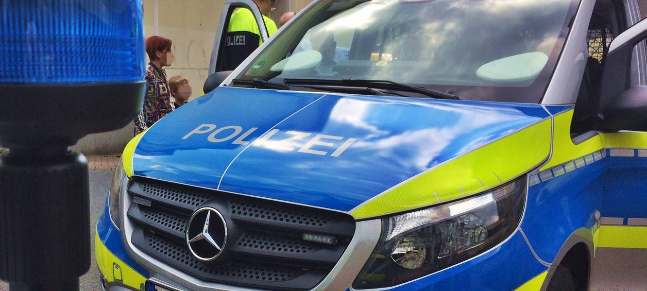 Polizei sprengt Hochzeitsfeier