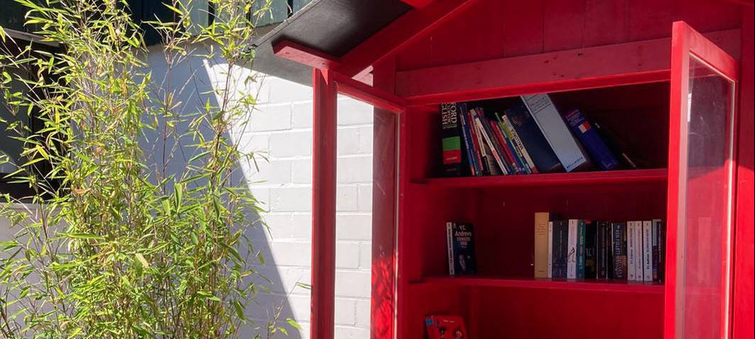 Bücherschrank in der Iserlohner Heide wieder zurück