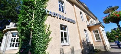 Bücherei Hemer macht auf