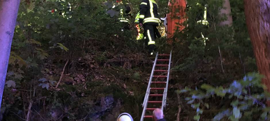 Frau verschwindet aus Altenheim - Hubschraubereinsatz