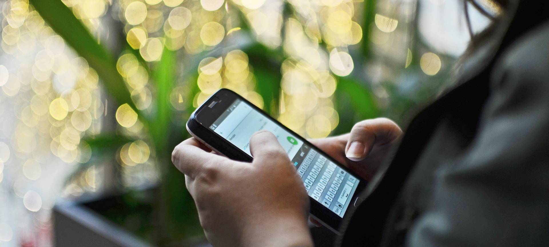 Fragen zur Ausbildung? Einfach bei WhatsApp!