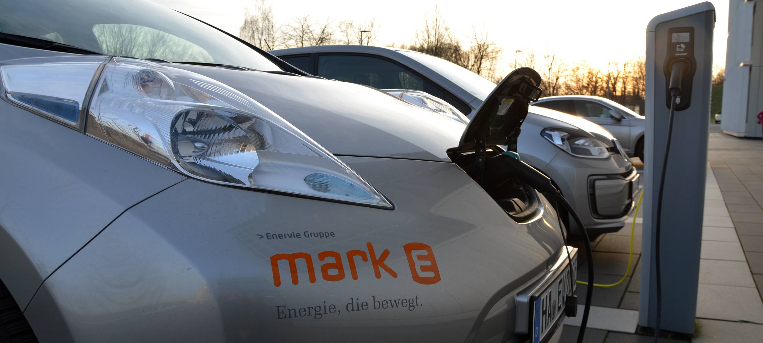 Über 100. öffentliche Ladepunkte für E-Autos