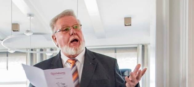 Weihnachtstütenaktion für Menschen in Not im MK