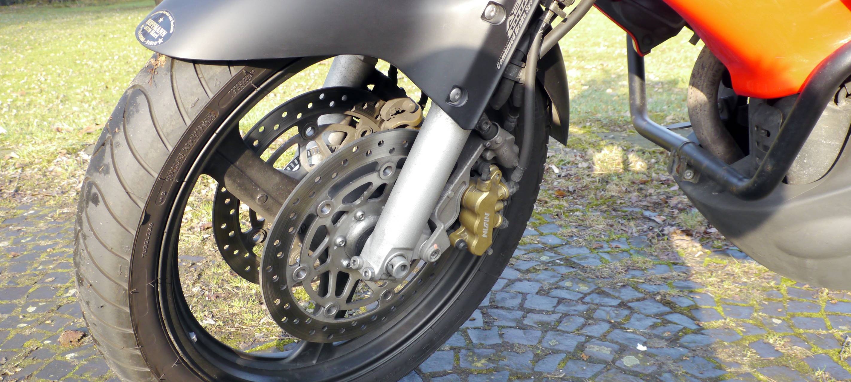 Mit 700 Motorrädern gegen Fahrverbote