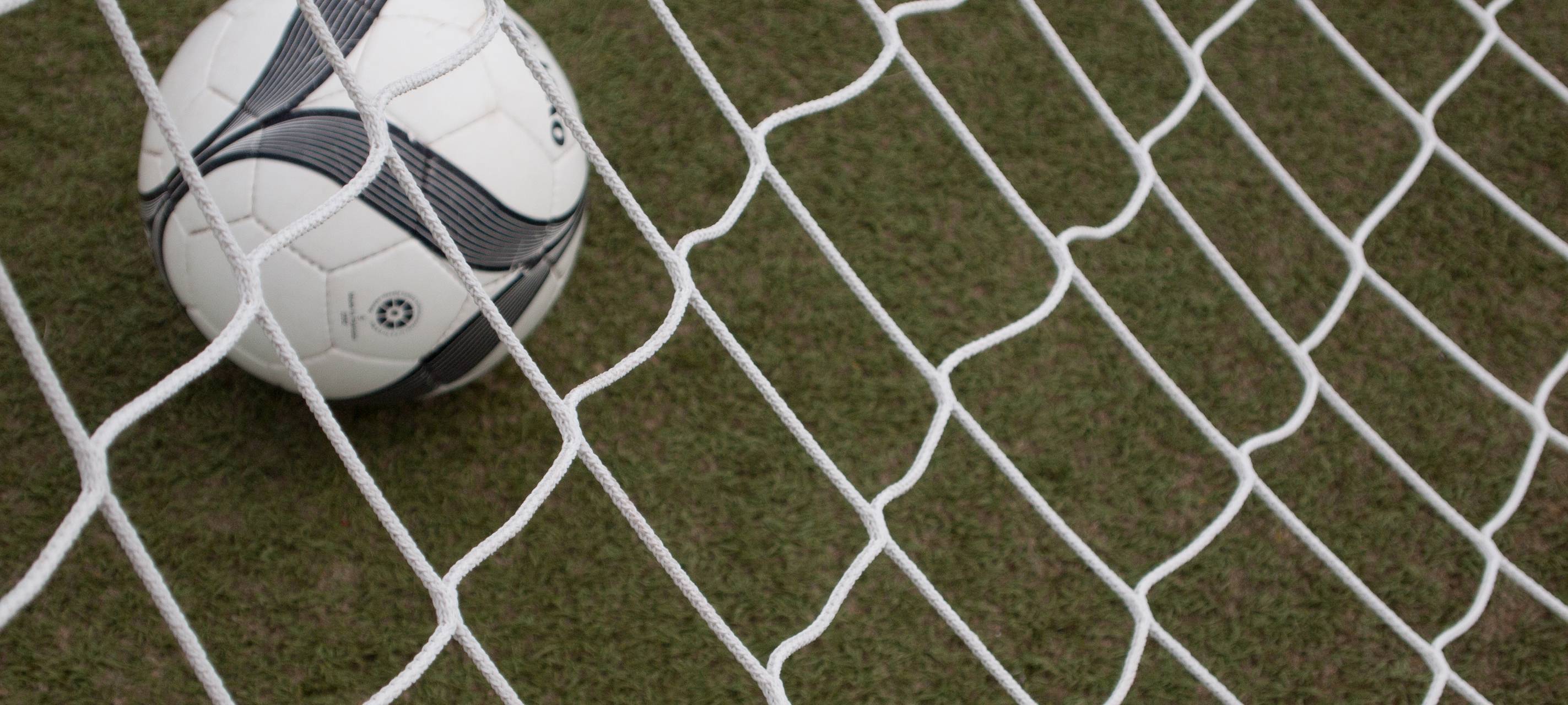 Fußball Re-Start nach Teil-Lockdown?