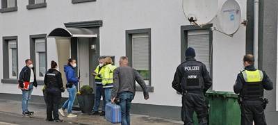 Großeinsatz von Ausländerbehörde und Polizei