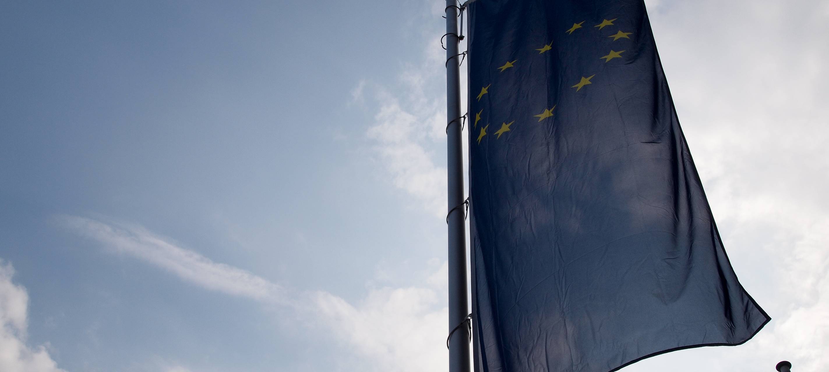 Heimische Politiker kritisieren sich wegen Asylregeln