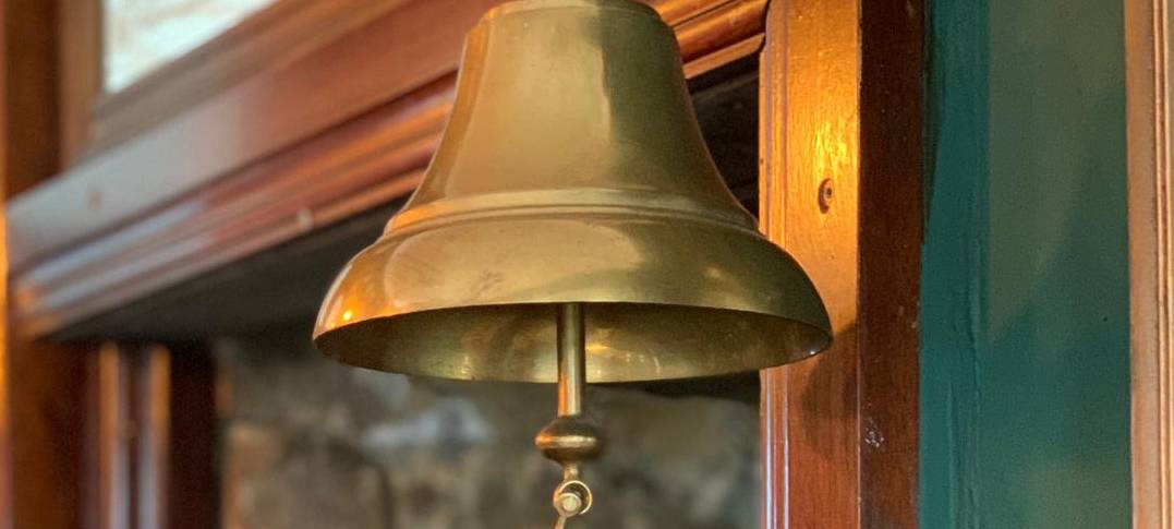 Eröffnung: The New Crown