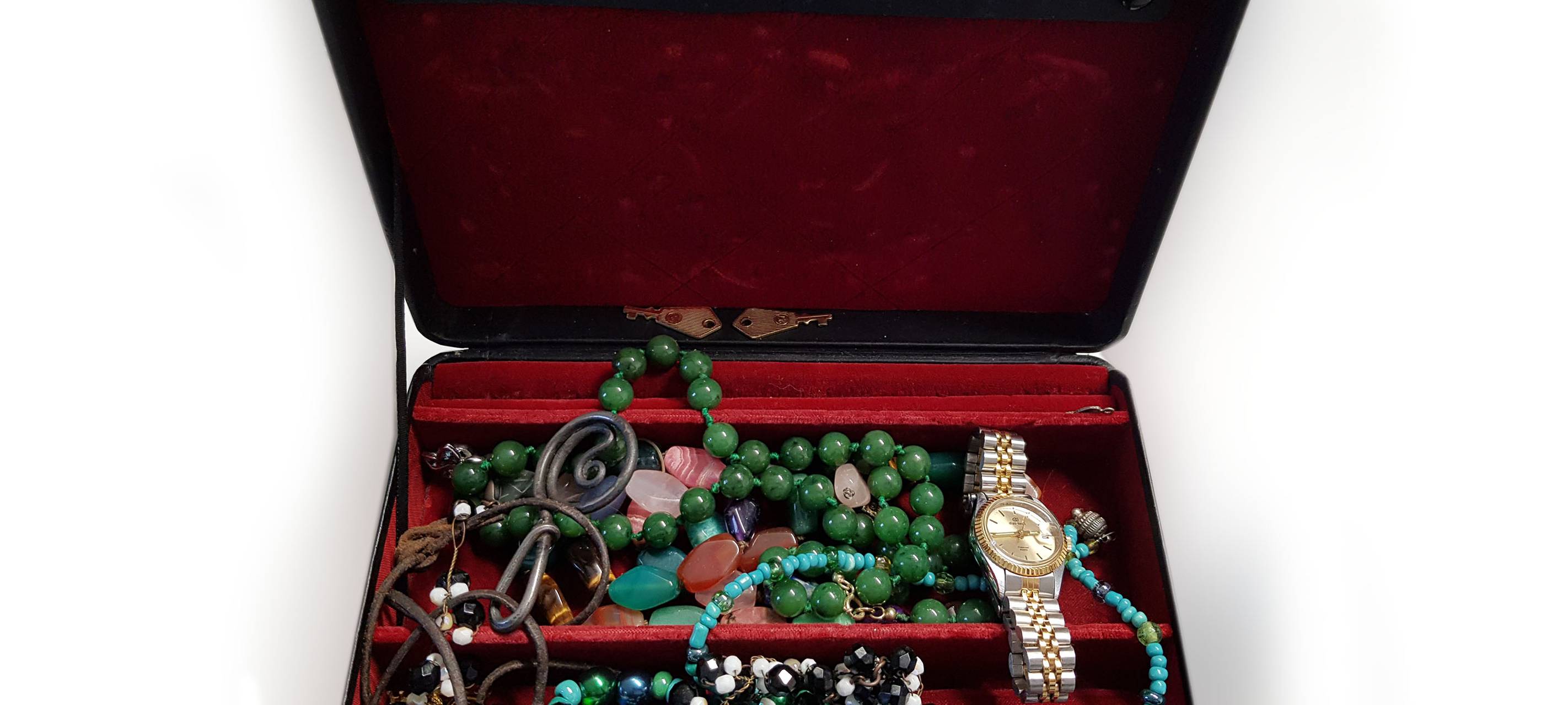 Polizei sucht Schmuckbesitzer