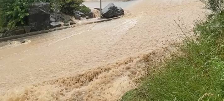 Hochwasser richtet Milliarden-Schaden an
