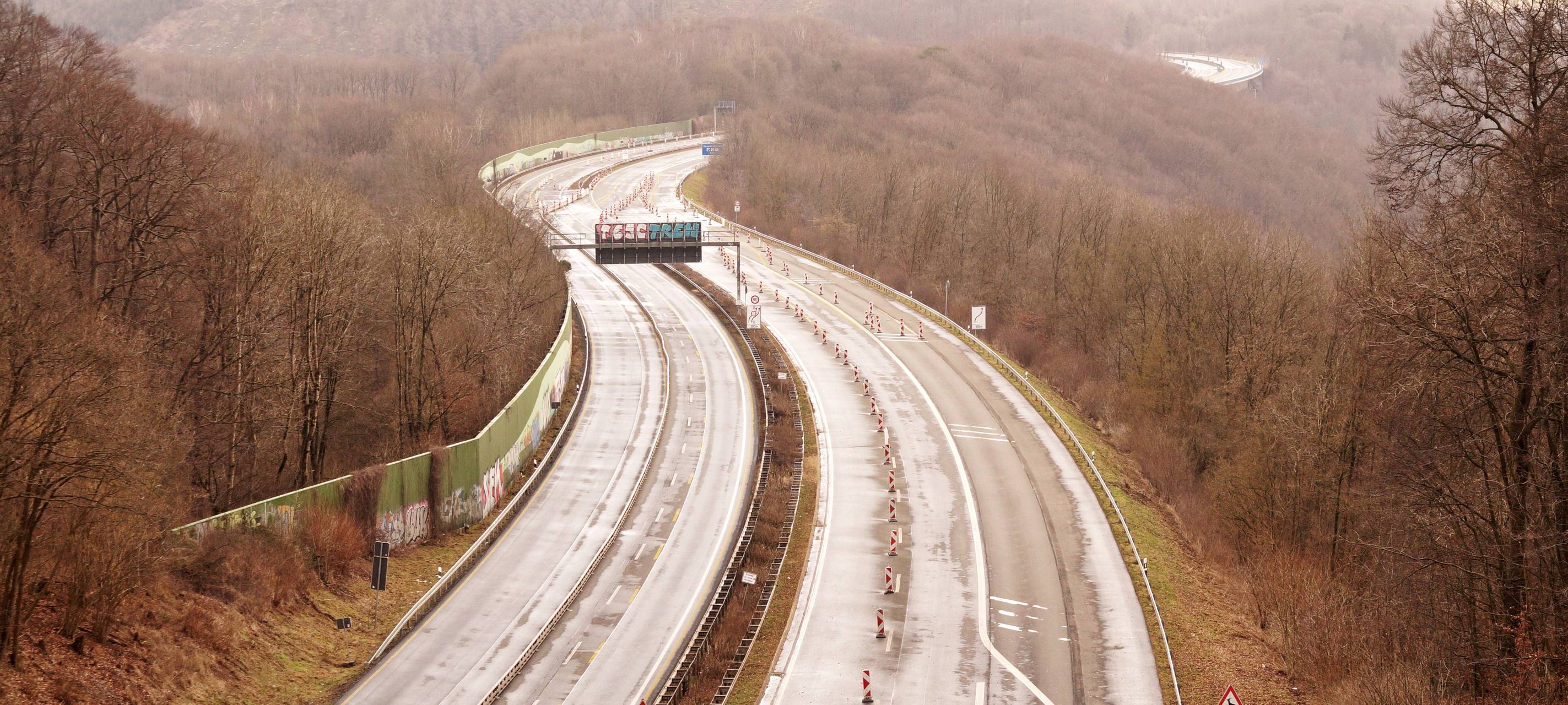 Brückenüberprüfung: Vollsperrungen auf der A45 bei Lüdenscheid