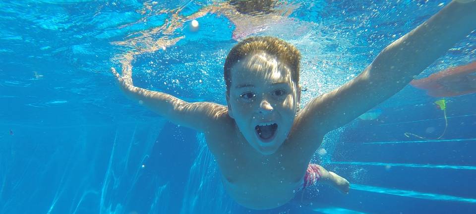 Grundschulen im MK wollen Schwimm-Kreismeister werden