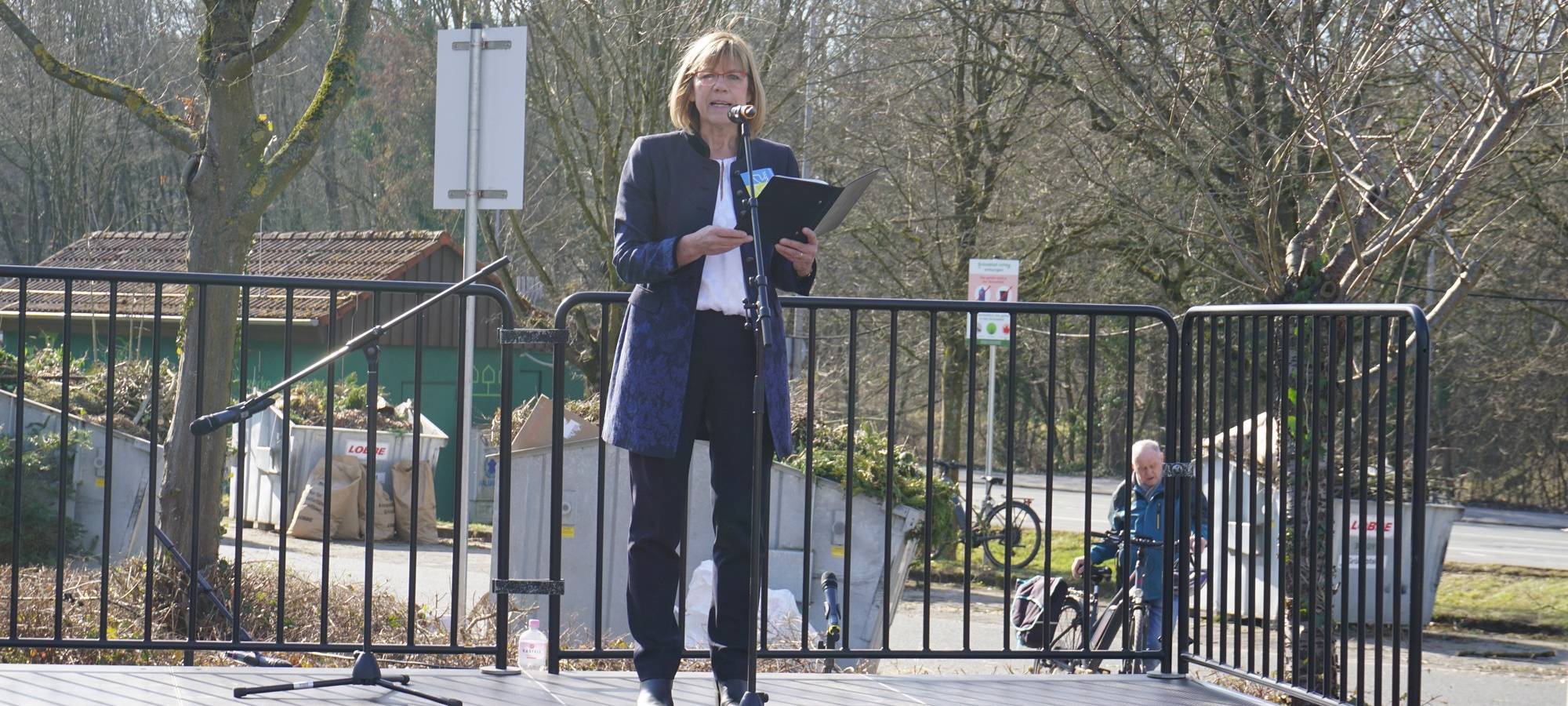 1000 Teilnehmer bei Friedenskundgebung in Iserlohn