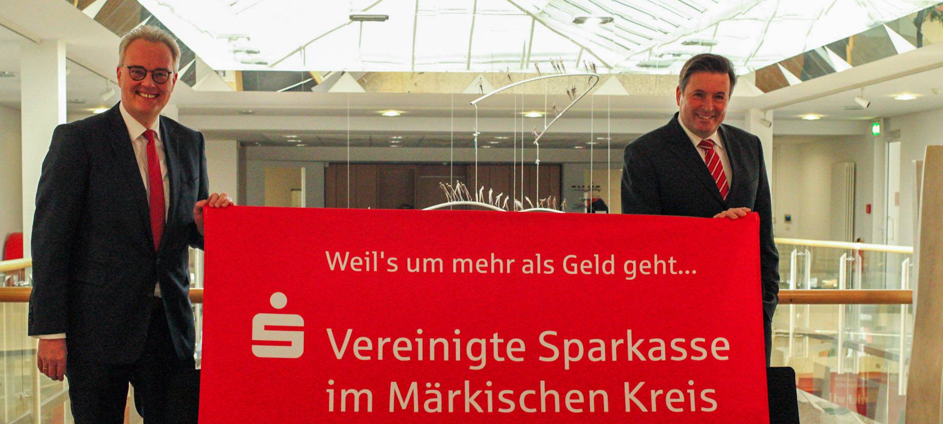 Sparkasse im Märkischen Kreis zieht positive Bilanz für 2021