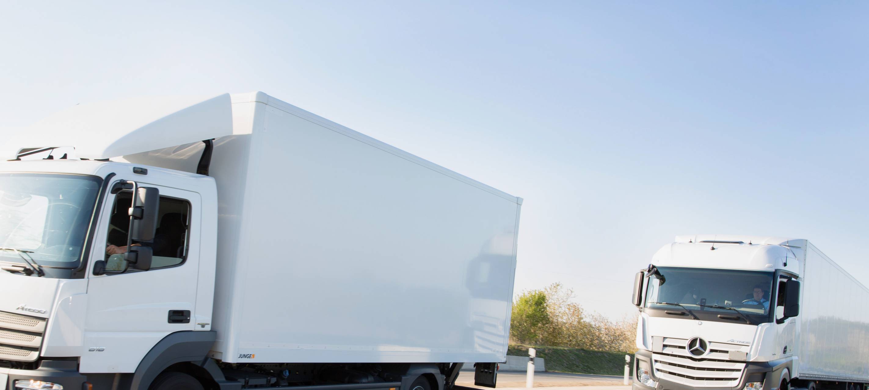 LKW auf einer Straße