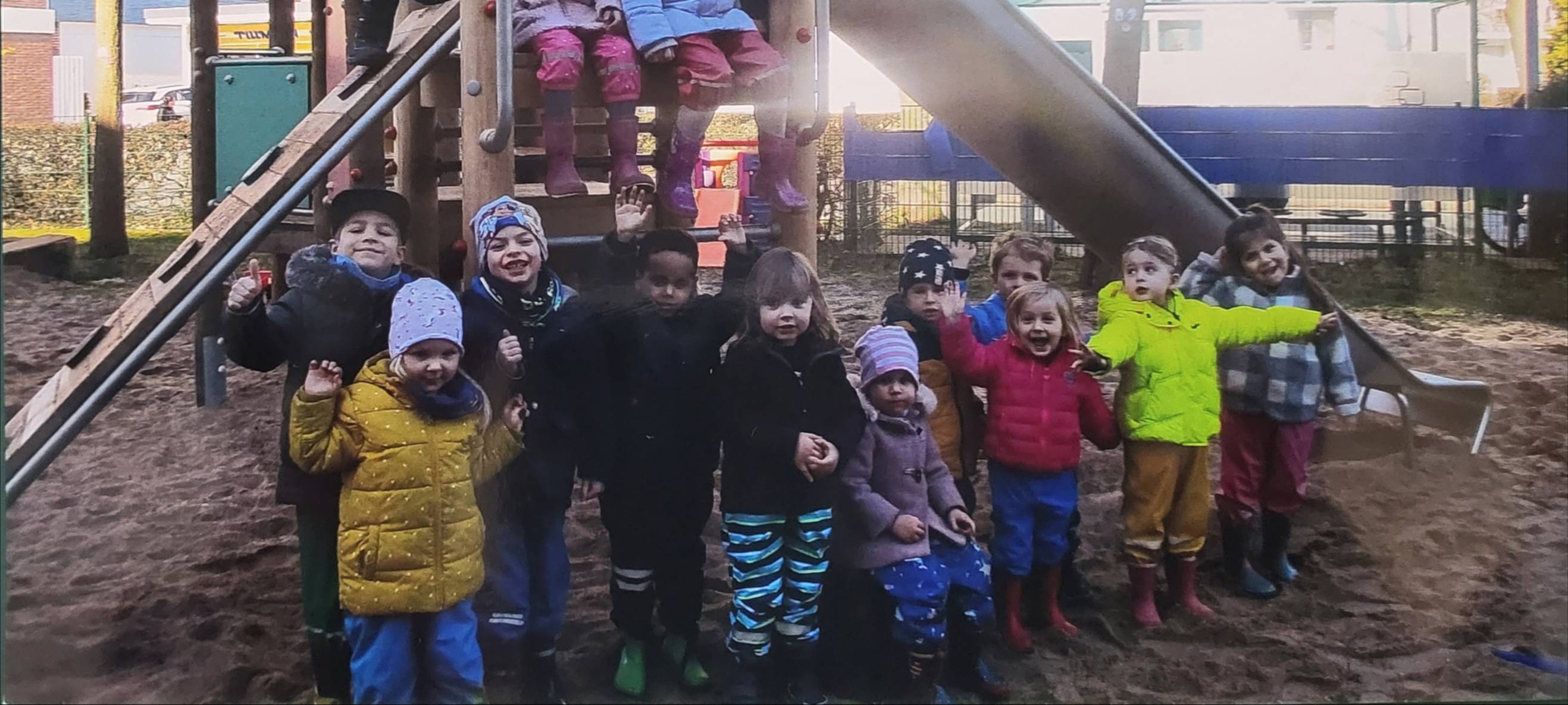 Neue Rutsche für Familienzentrum in Menden