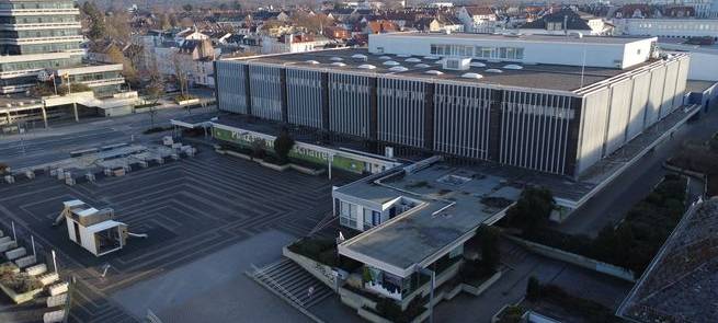 Ex-Karstadtgebäude in Iserlohn wird entkernt