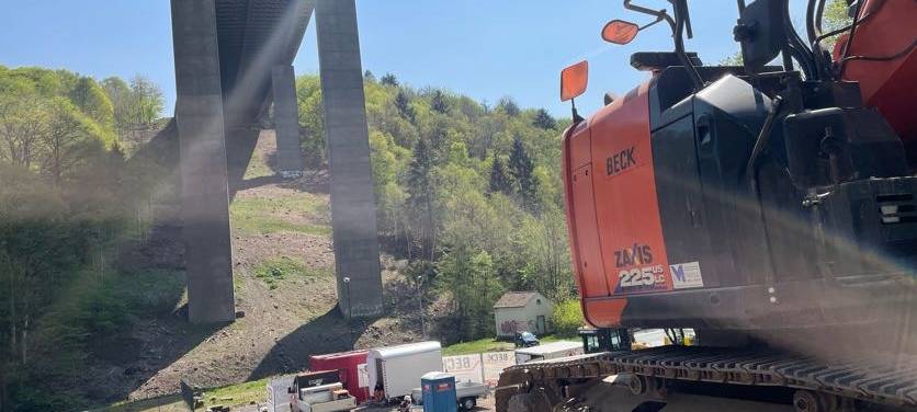 Baugrundarbeiten unter der maroden Rahmedetalbrücke sind gestartet