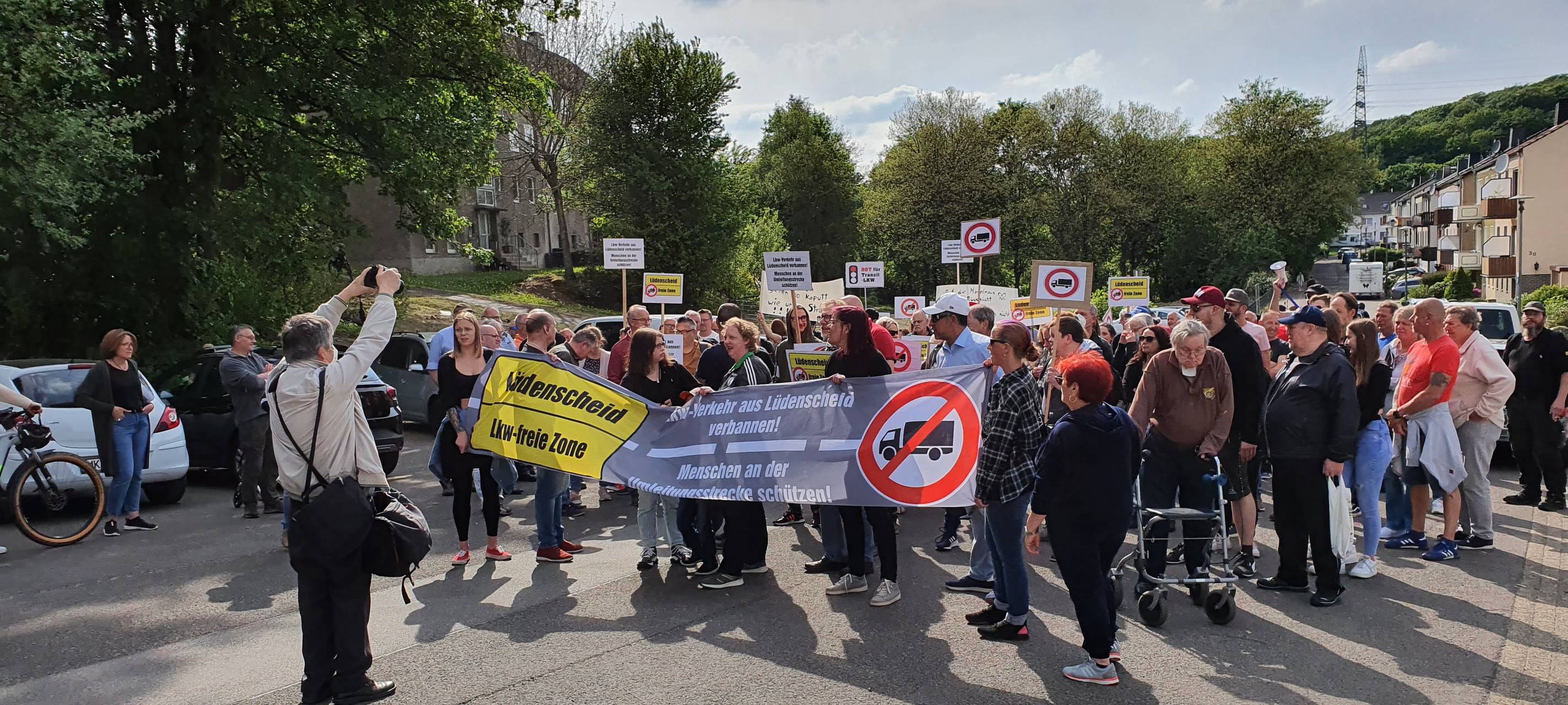 Demonstration gegen A45-Verkehrschaos in Lüdenscheid