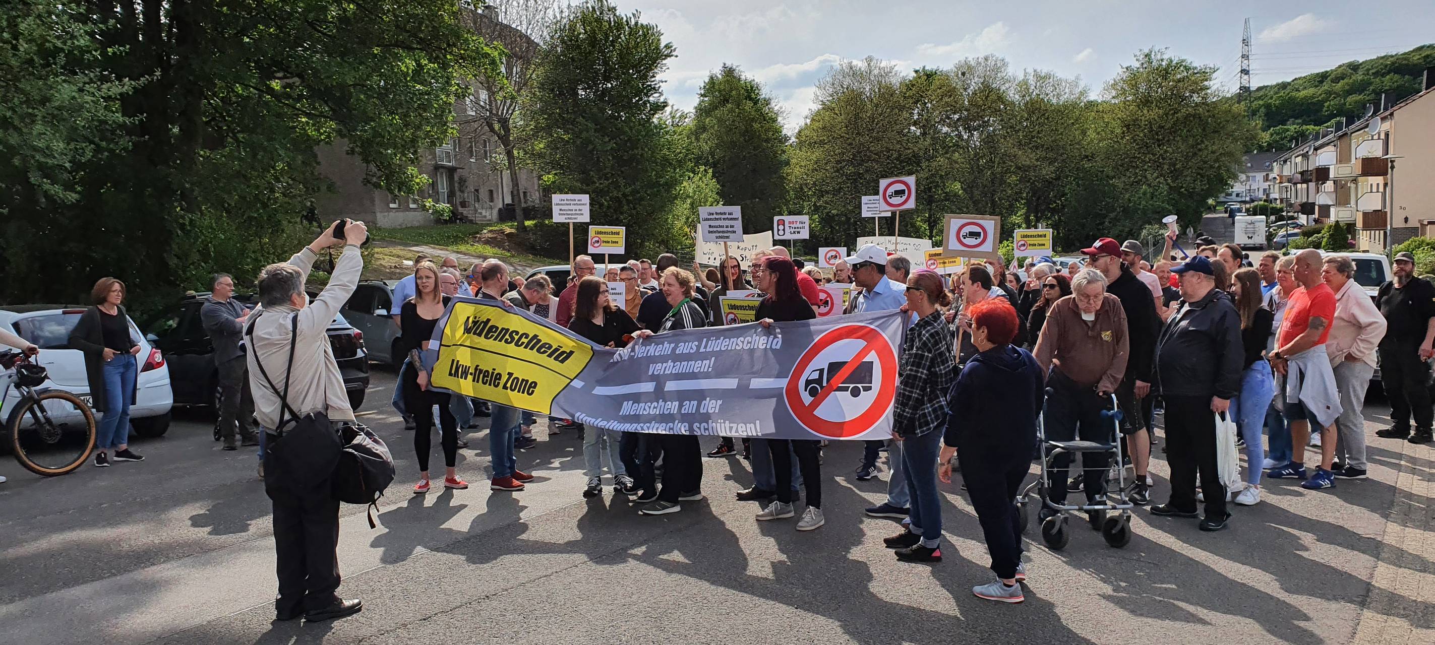 Demonstration gegen A45-Verkehrschaos in Lüdenscheid