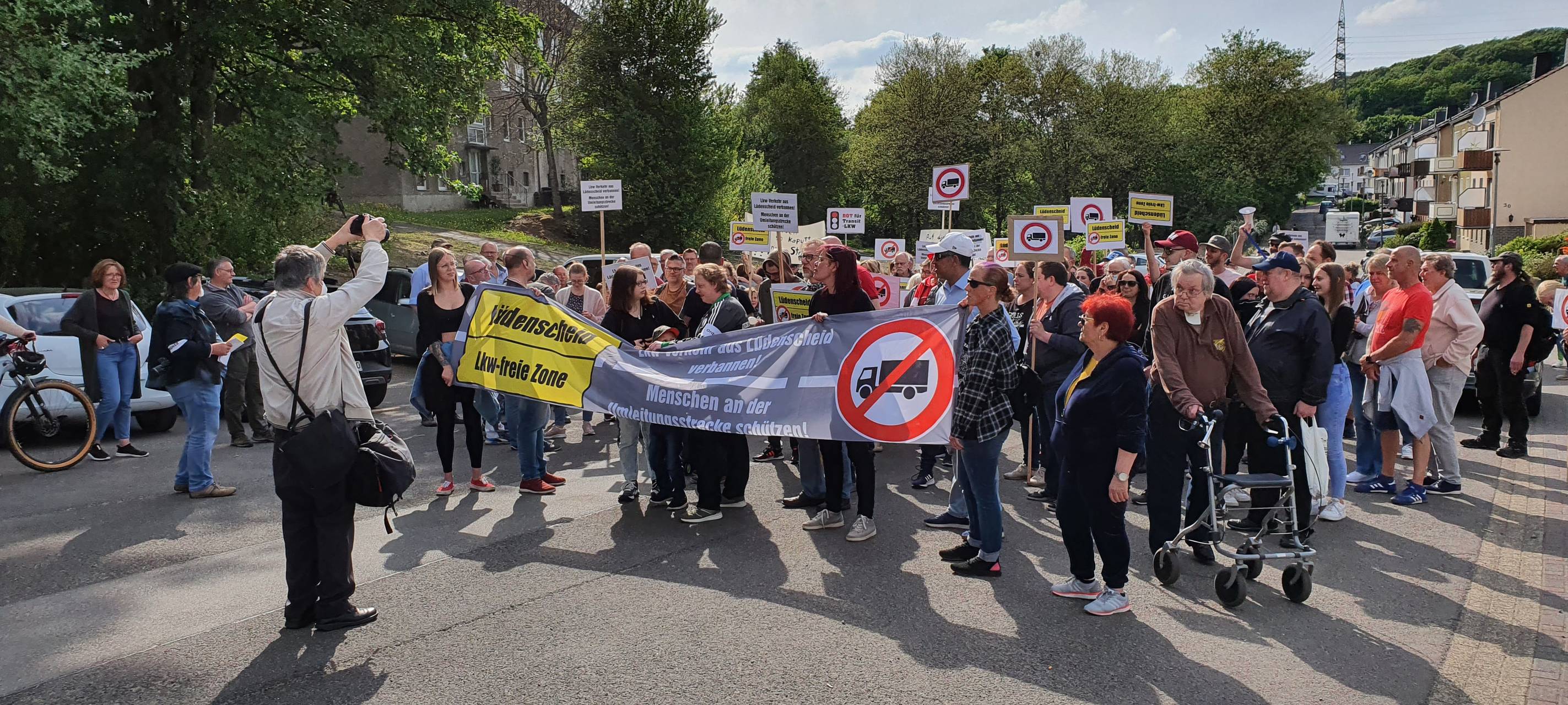 Demonstration gegen A45-Verkehrschaos in Lüdenscheid